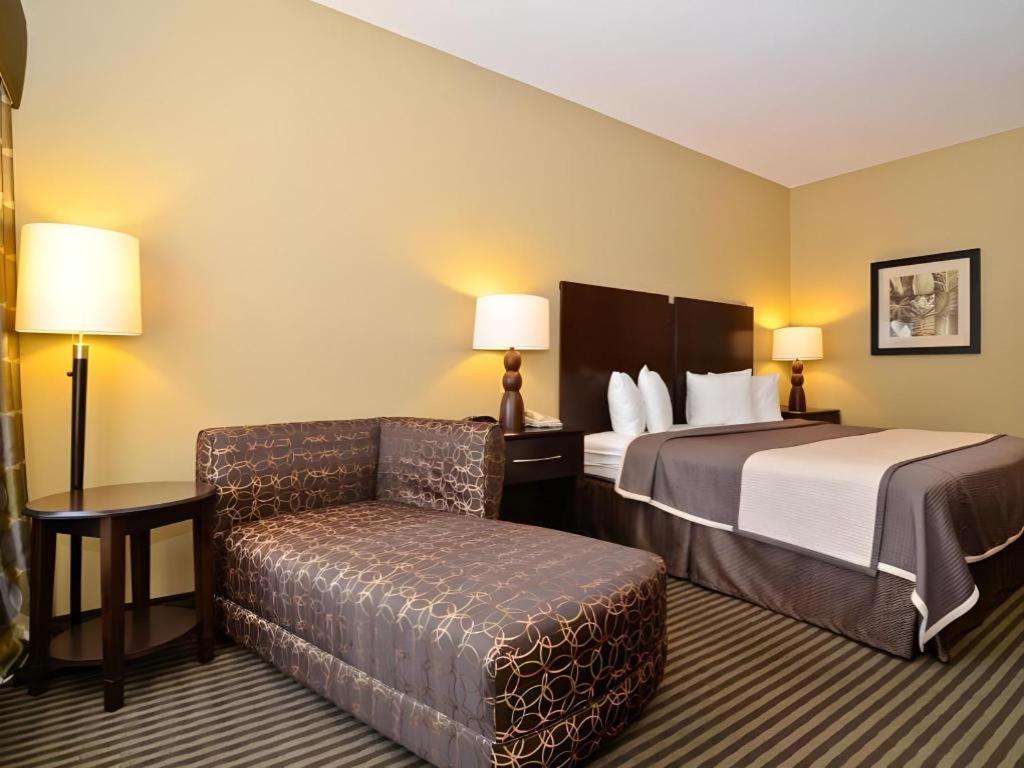 Best Western Oakdale Inn Esterno foto