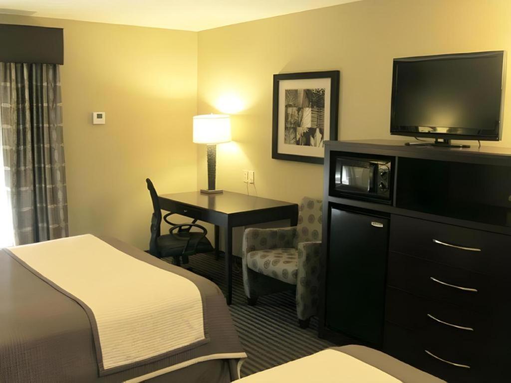 Best Western Oakdale Inn Esterno foto